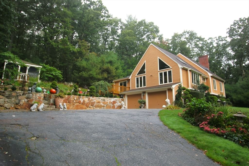30 Glenview St photo 2