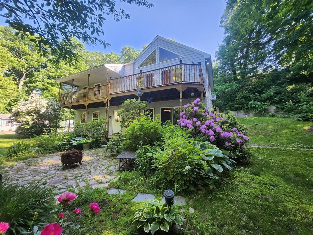 230 Wallingford Ave