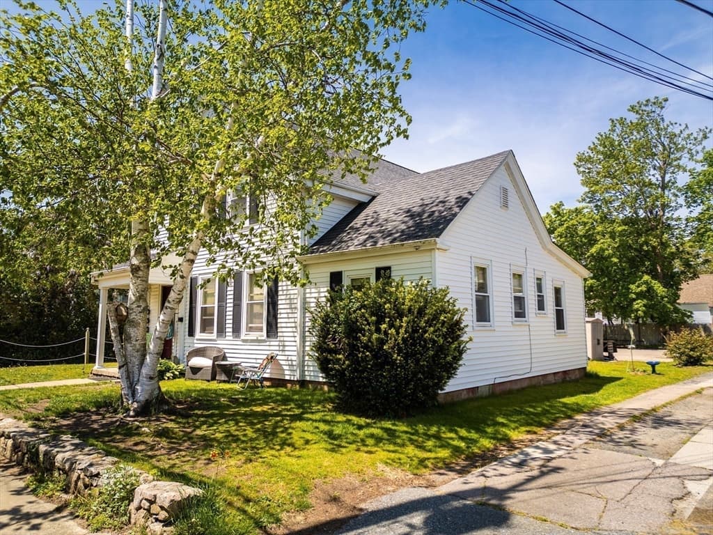 13 Sawyer St photo 2