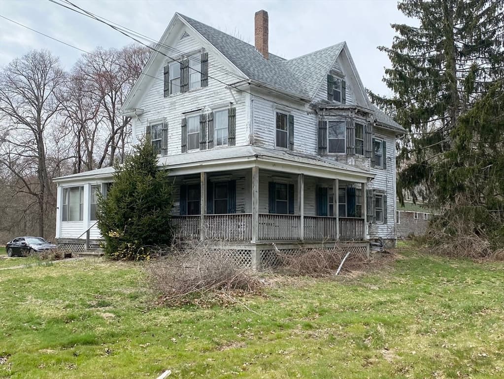369 Tremont St photo 3