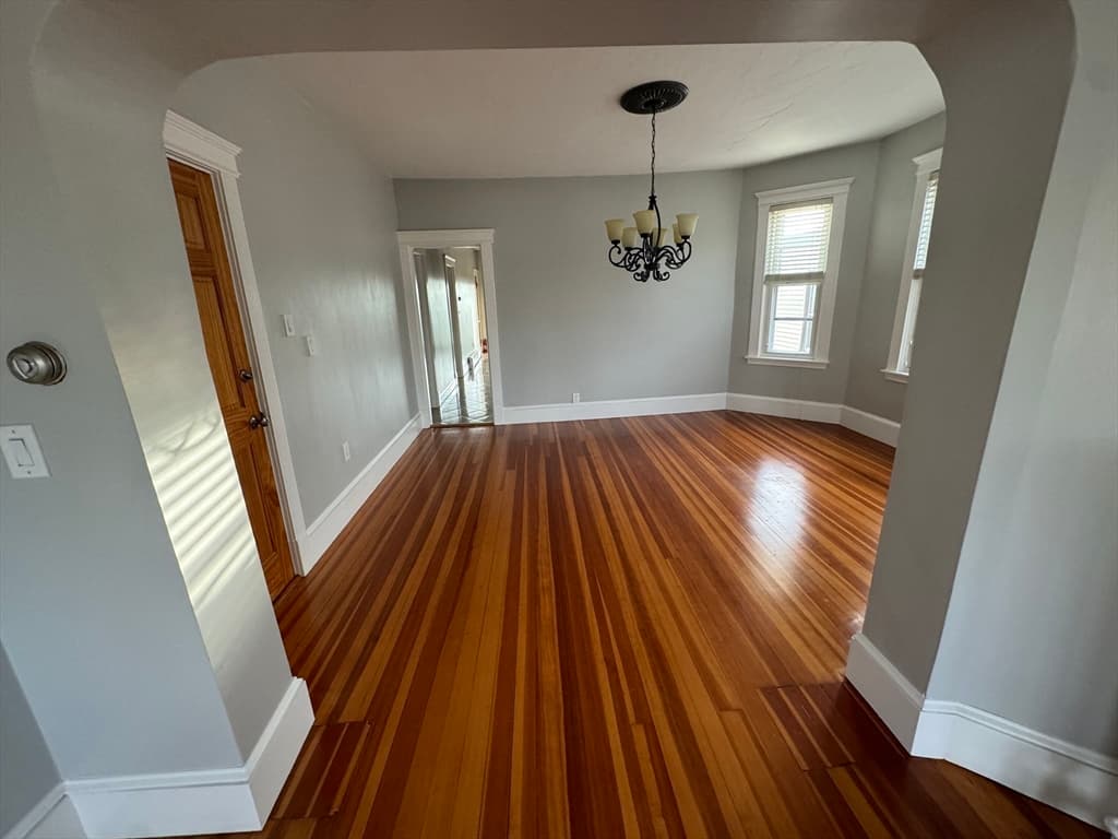7 Orient Avenue #3 photo 4
