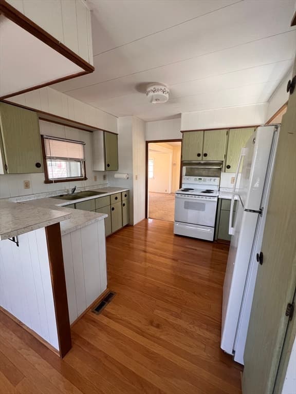 57 Timber Lane photo 4