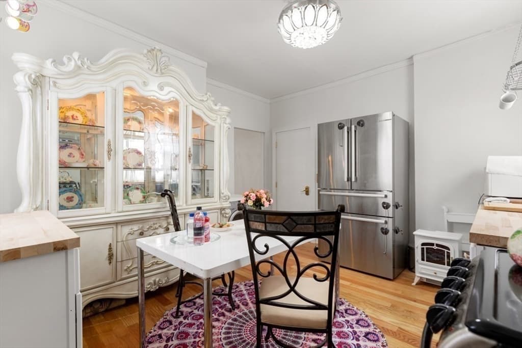 162-164 Tremont Street photo 4