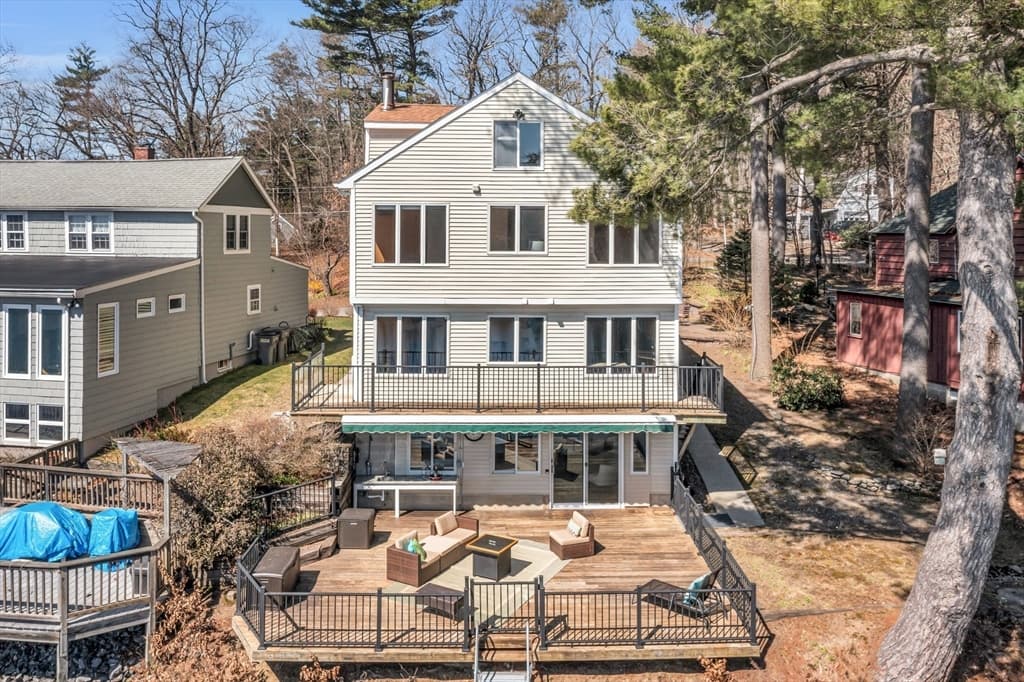60 Pine Point Road photo 2