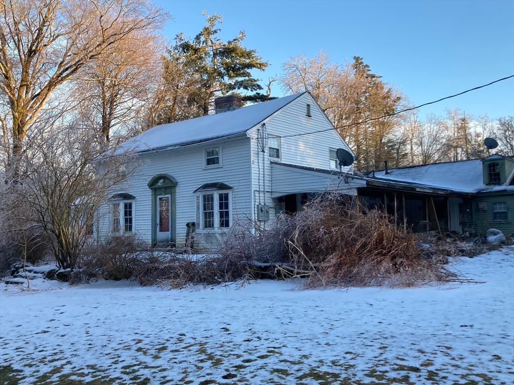 88 State Rd W photo 3