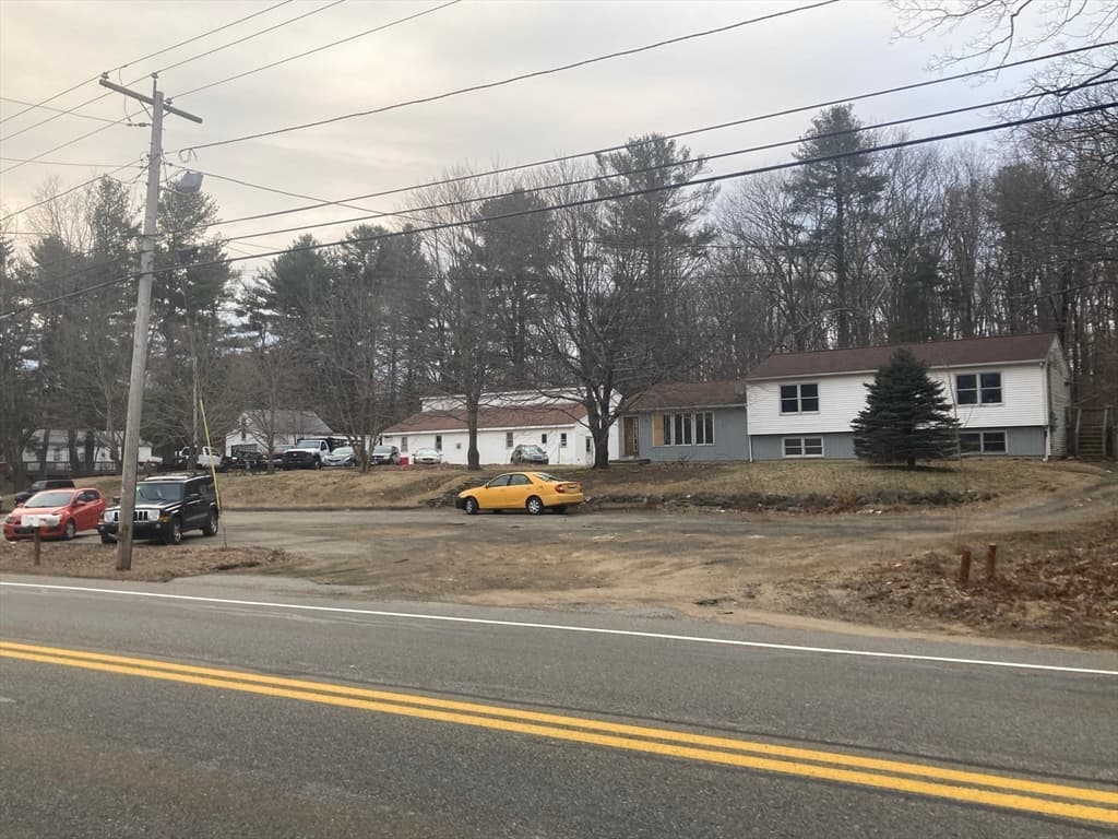 204 Barre Paxton Rd photo 3