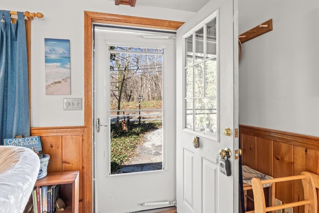 319 S Orleans Rd #1 photo 2