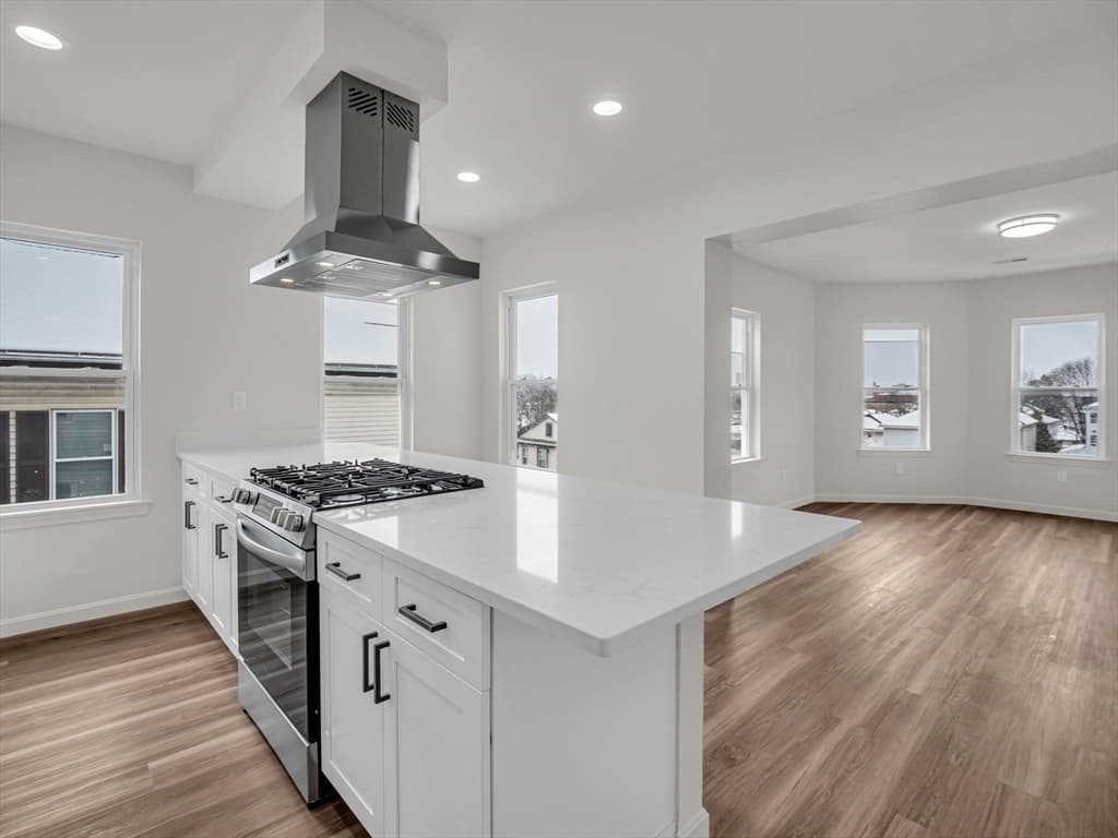 12 Alpine St #3
