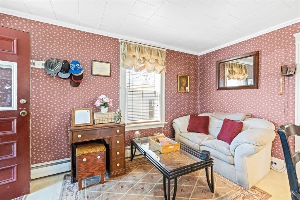 112 King St photo 4