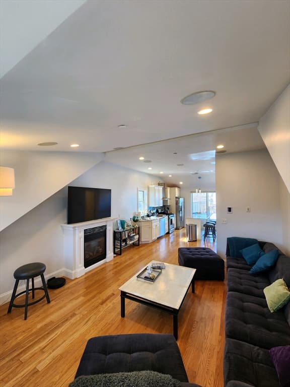 72 F St #2 photo 5