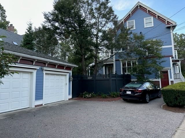 90 Highland Avenue photo 2