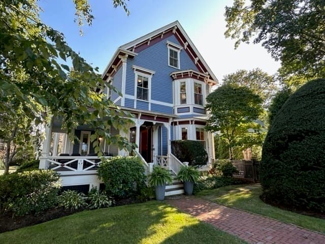 90 Highland Avenue