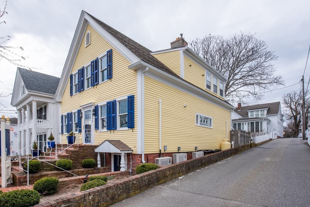 406 Commercial St #1, 2 &3 photo 3