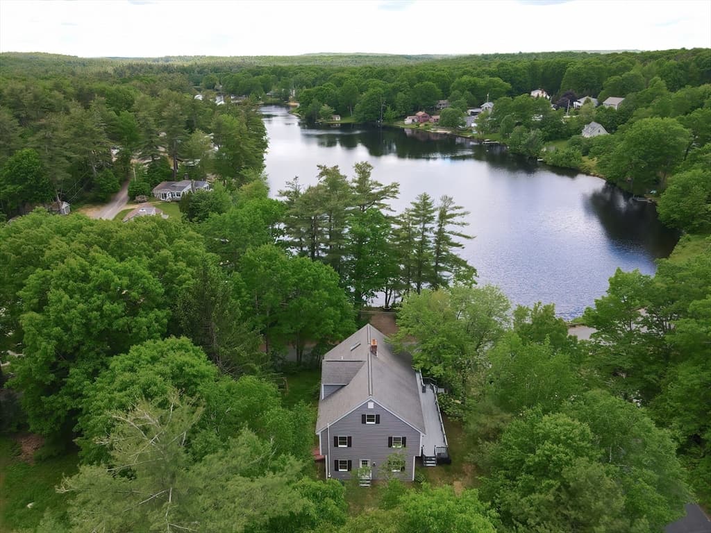 101 Ellis Rd