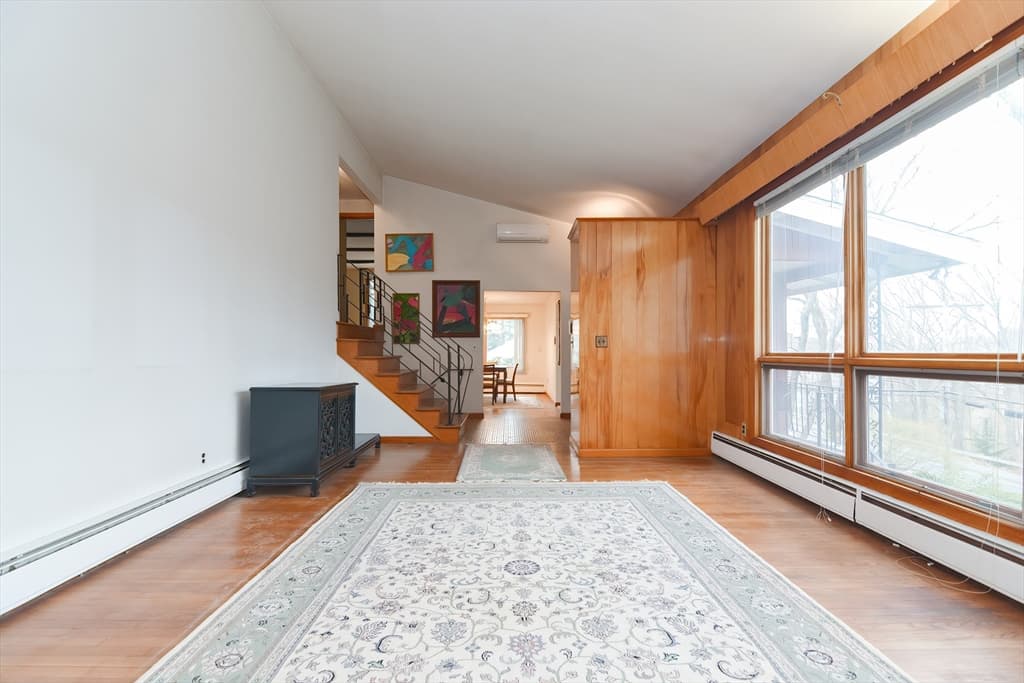 119 Ridge St photo 2
