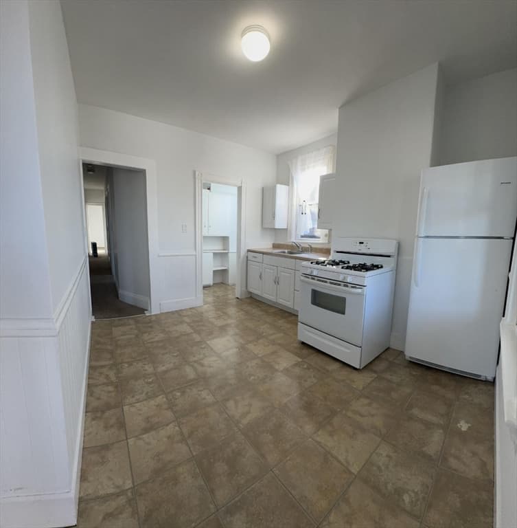 150 Hermon St #3 photo 4