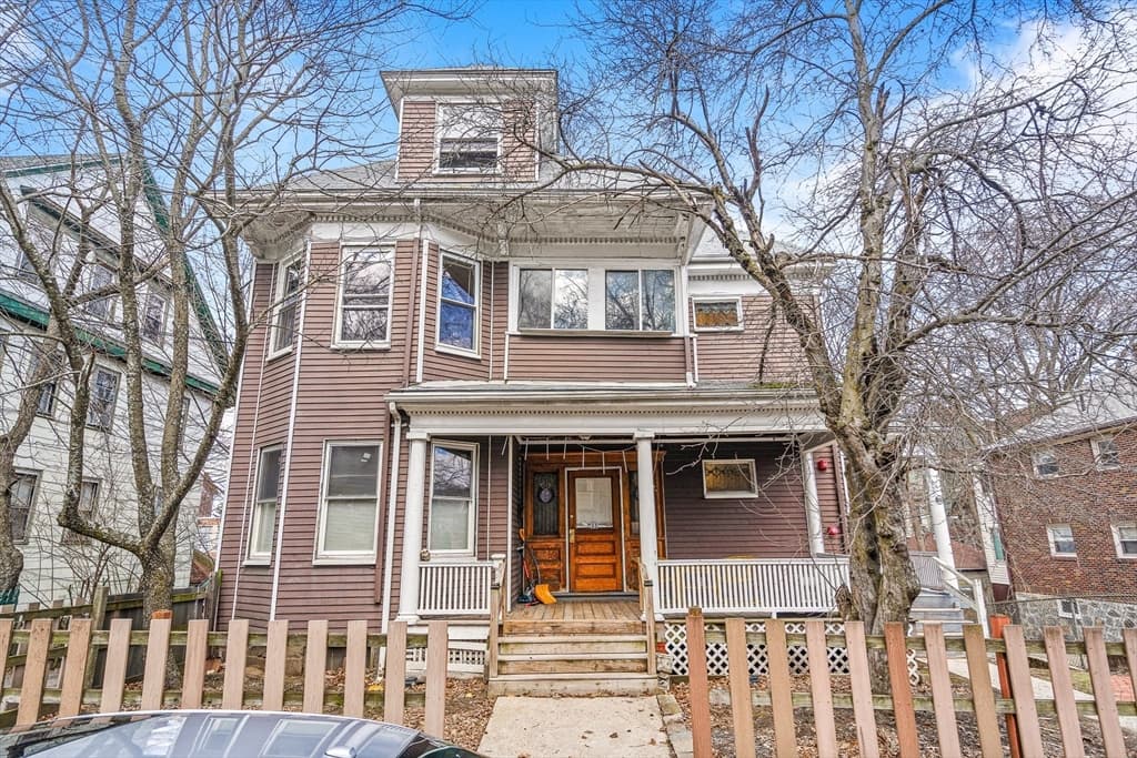 33-35 Ridgemont St.