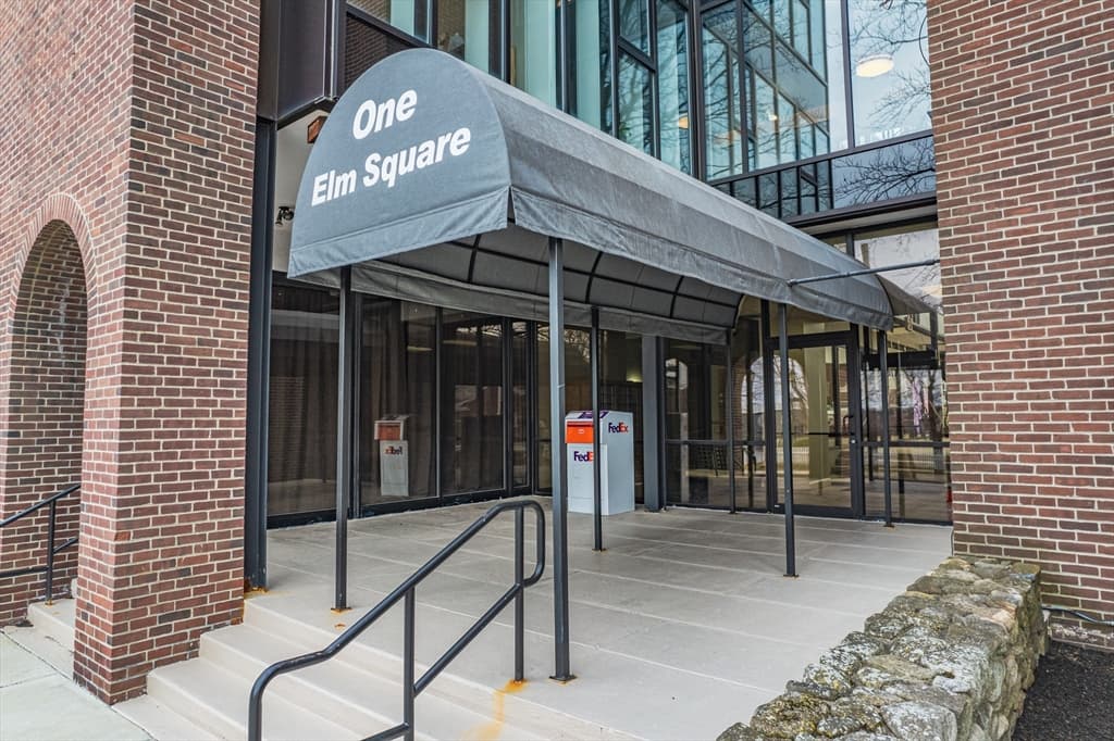 1 Elm Square #1A2 photo 2