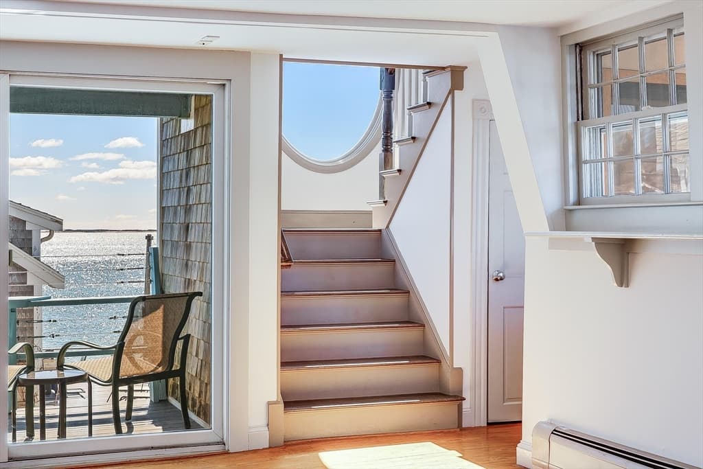 43 Commercial Street #B photo 4