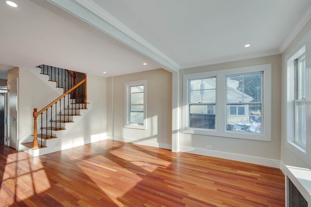 138 Great Rd #1