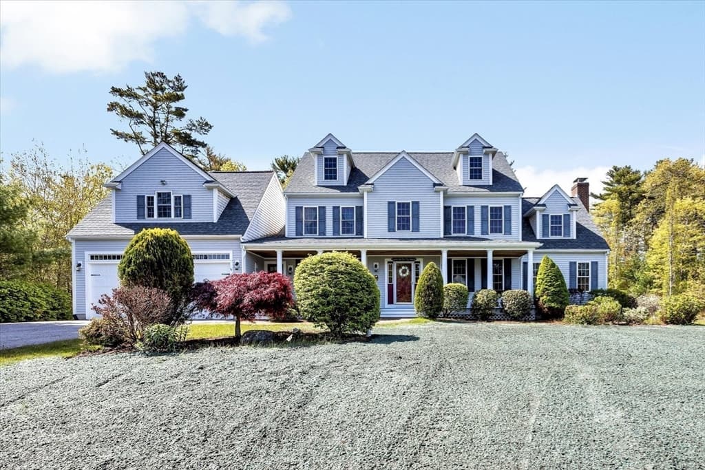52 Shallow Pond Ln