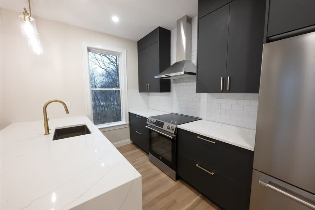 339 Quarry St #2 photo 5