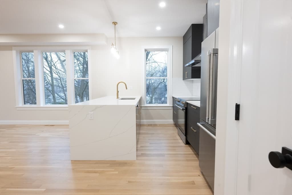 339 Quarry St #2 photo 4