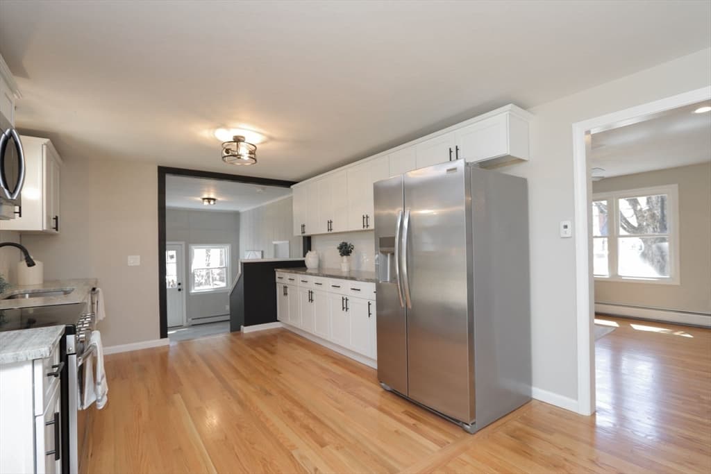 11 Brookhaven Dr photo 3