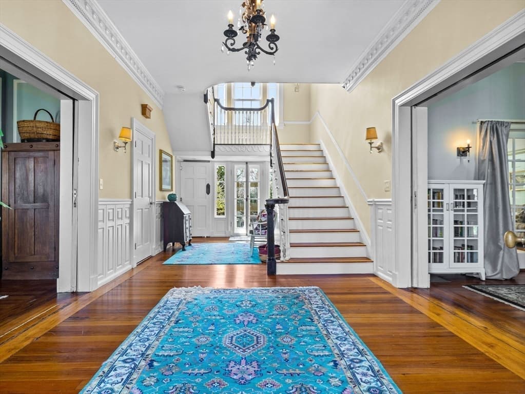 12 Rock Hill St photo 2