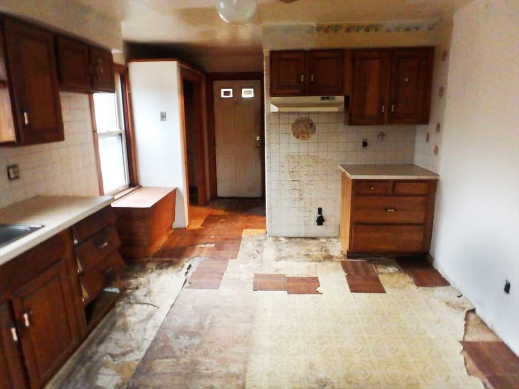 28 Spring St photo 4