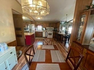 74 Kimberly Court photo 5