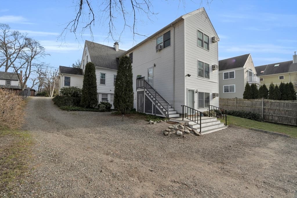 70 Garland St #3 photo 3