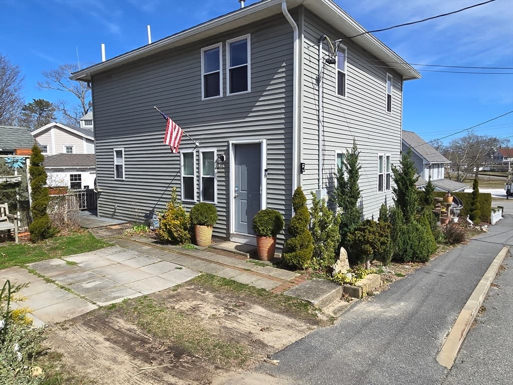 5 12th St