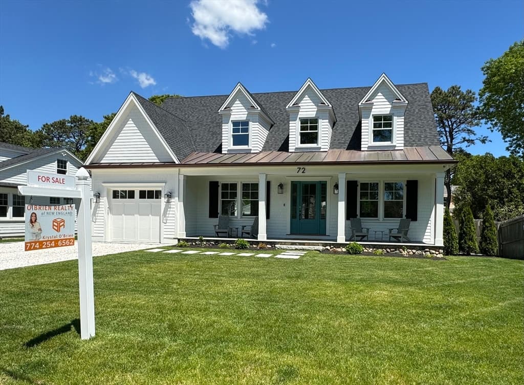 72 Woodside Dr.