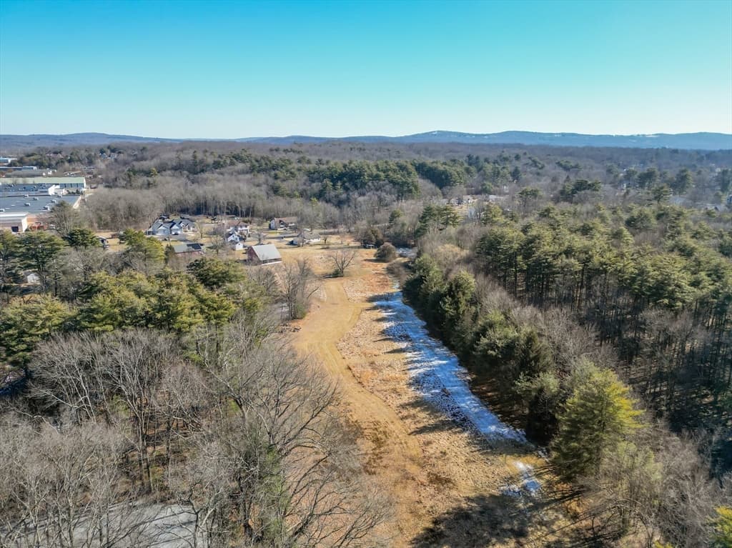185 Stony Hill photo 3