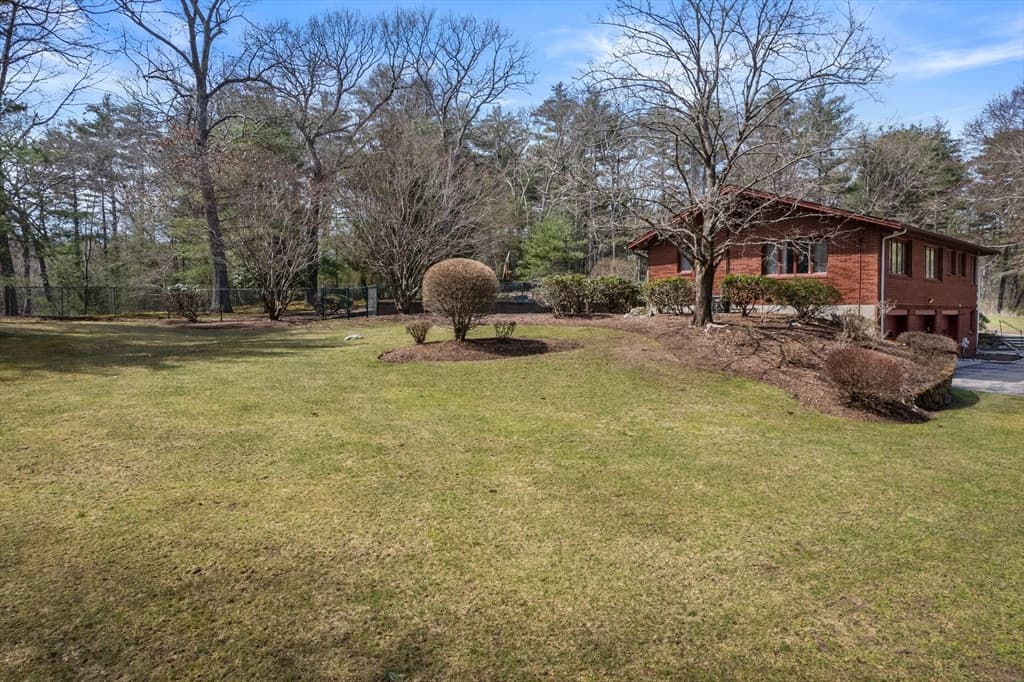 41 Bakers Hill Road photo 2