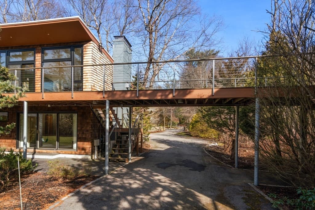 482 Glen Road photo 3