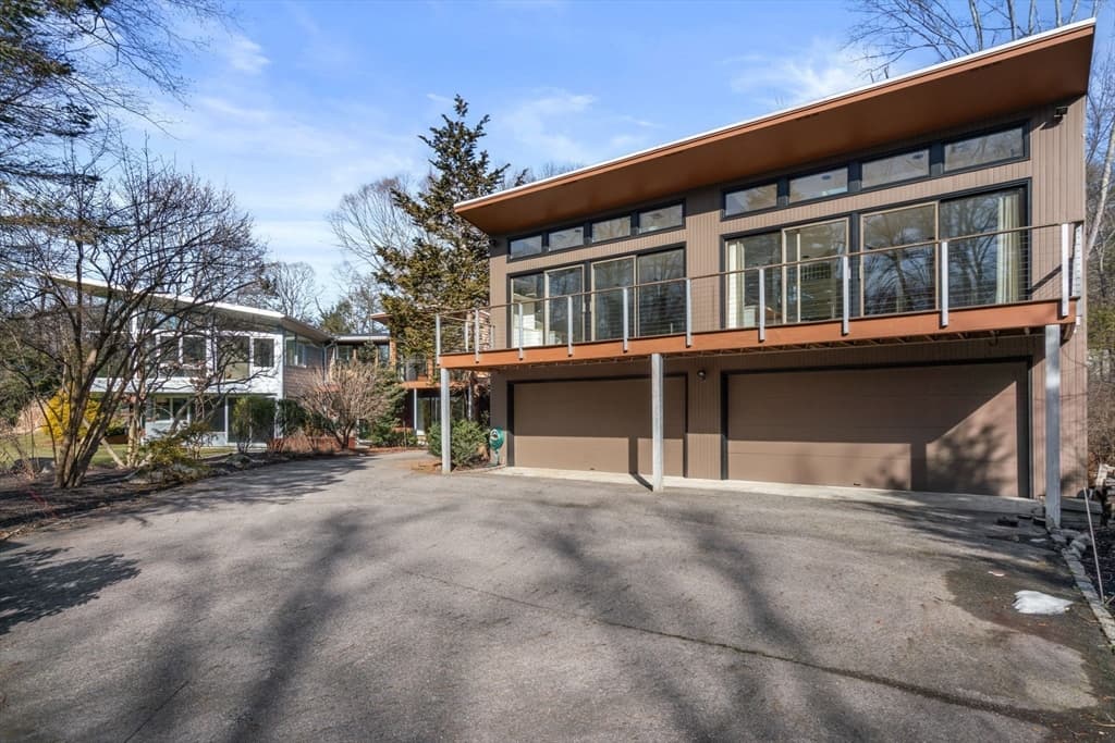 482 Glen Road photo 4