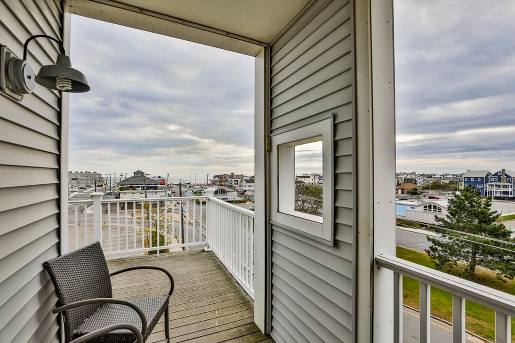 233 Beach Road #11 photo 5