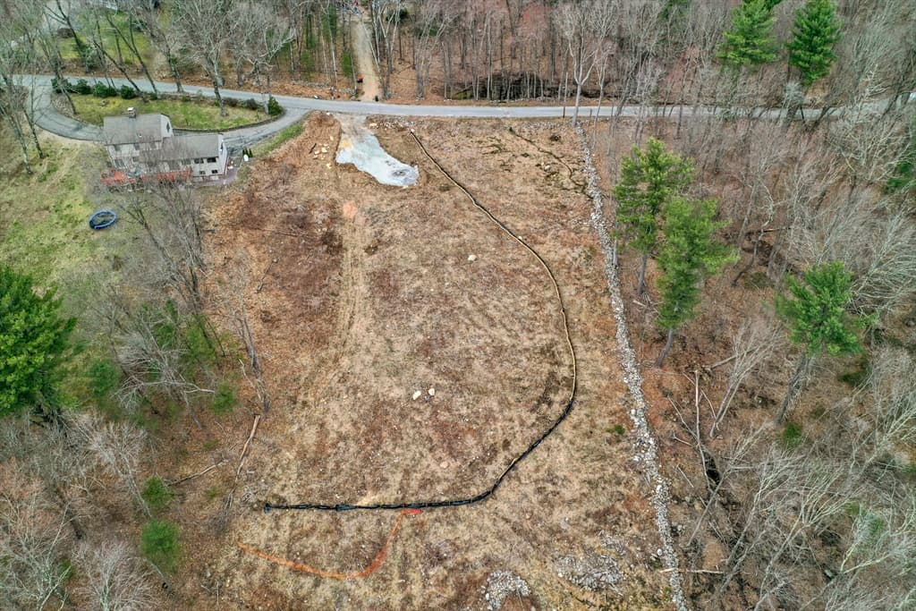 184 Gould Road photo 4