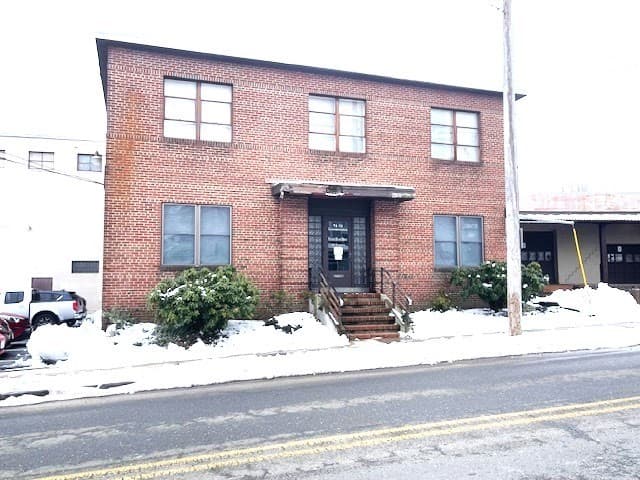75 Water St photo 4