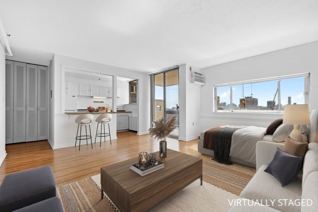 872 Massachusetts Avenue #1008 photo 4