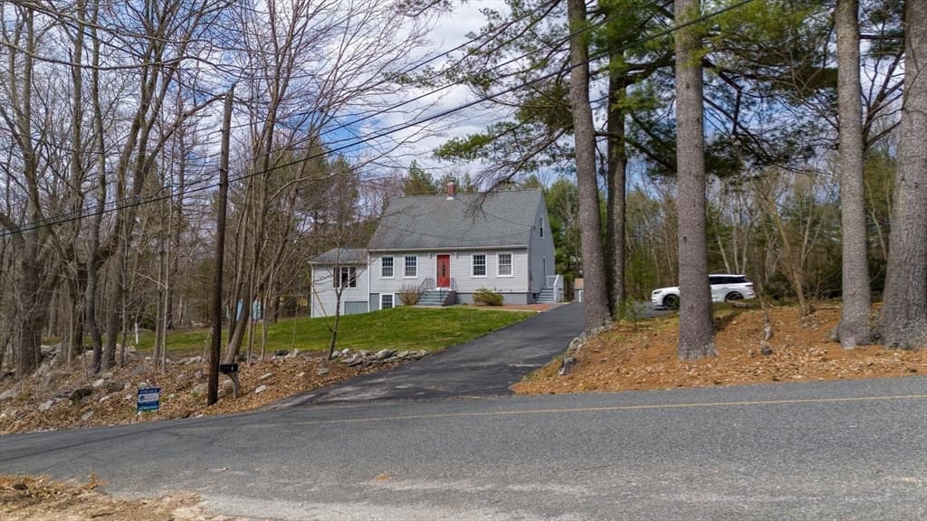 11 Buffum Rd photo 3
