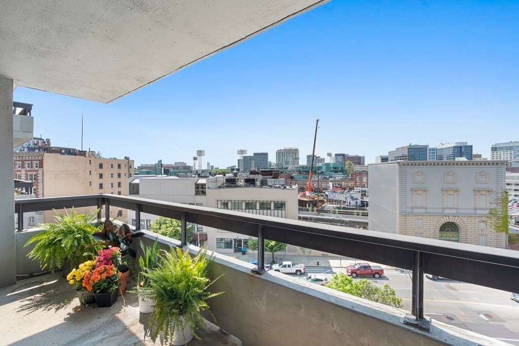 566 Commonwealth Avenue #706 photo 4