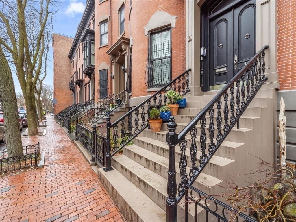 19 Worcester St #2