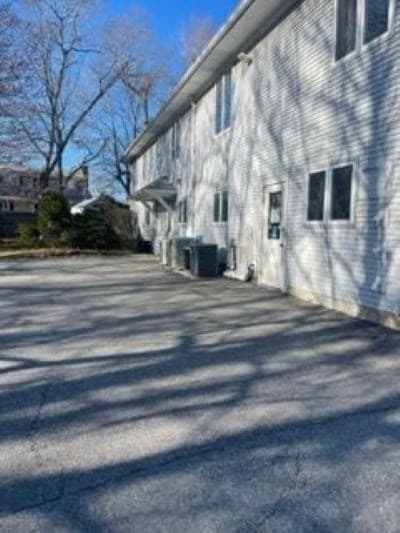 1249 Ashley Blvd #D photo 3