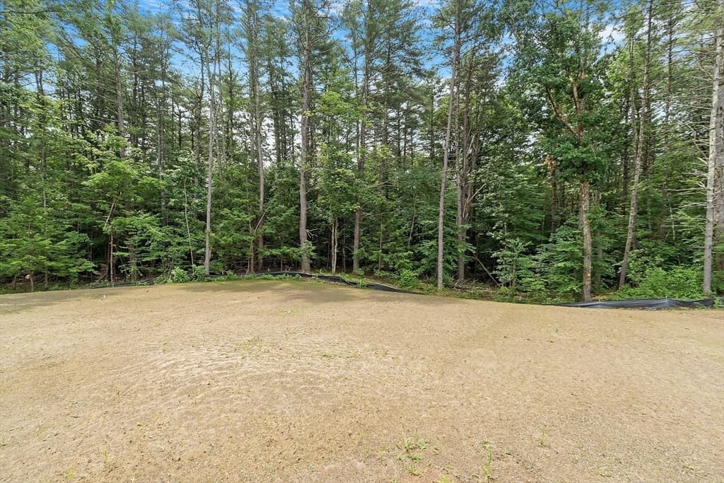 10 Robinson Road photo 5