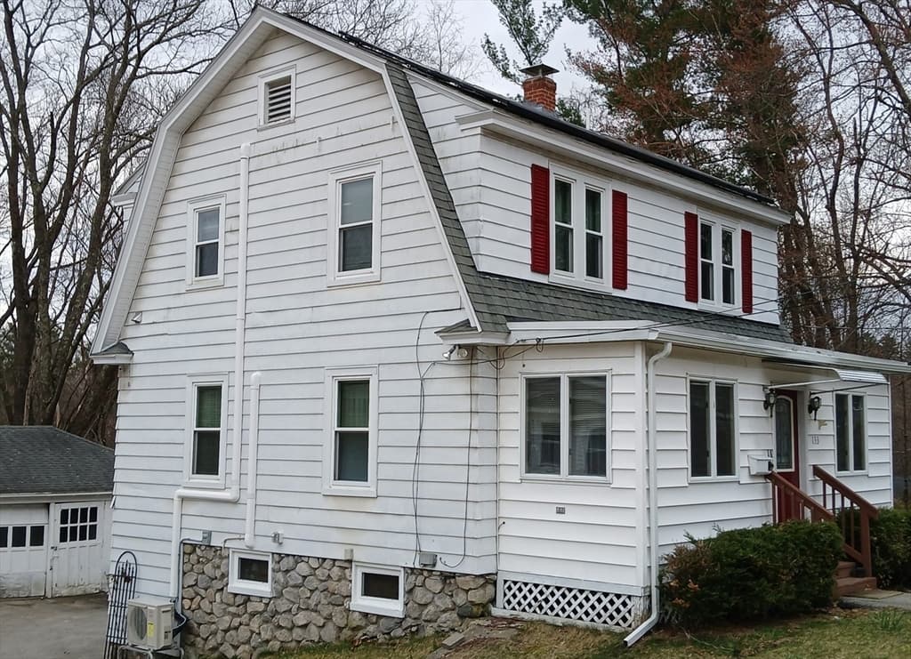 133 Wallace Ave photo 3