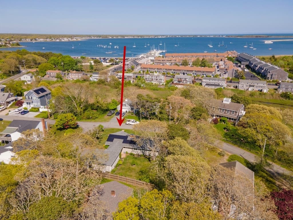 74 Circuit Ave