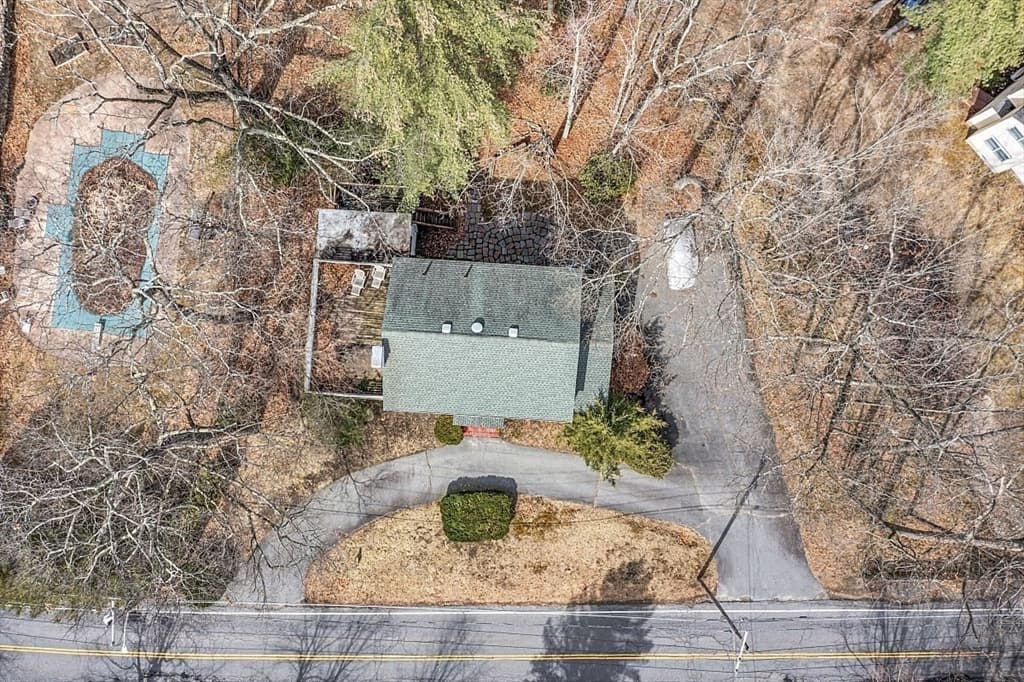 525 Lindell Ave photo 2